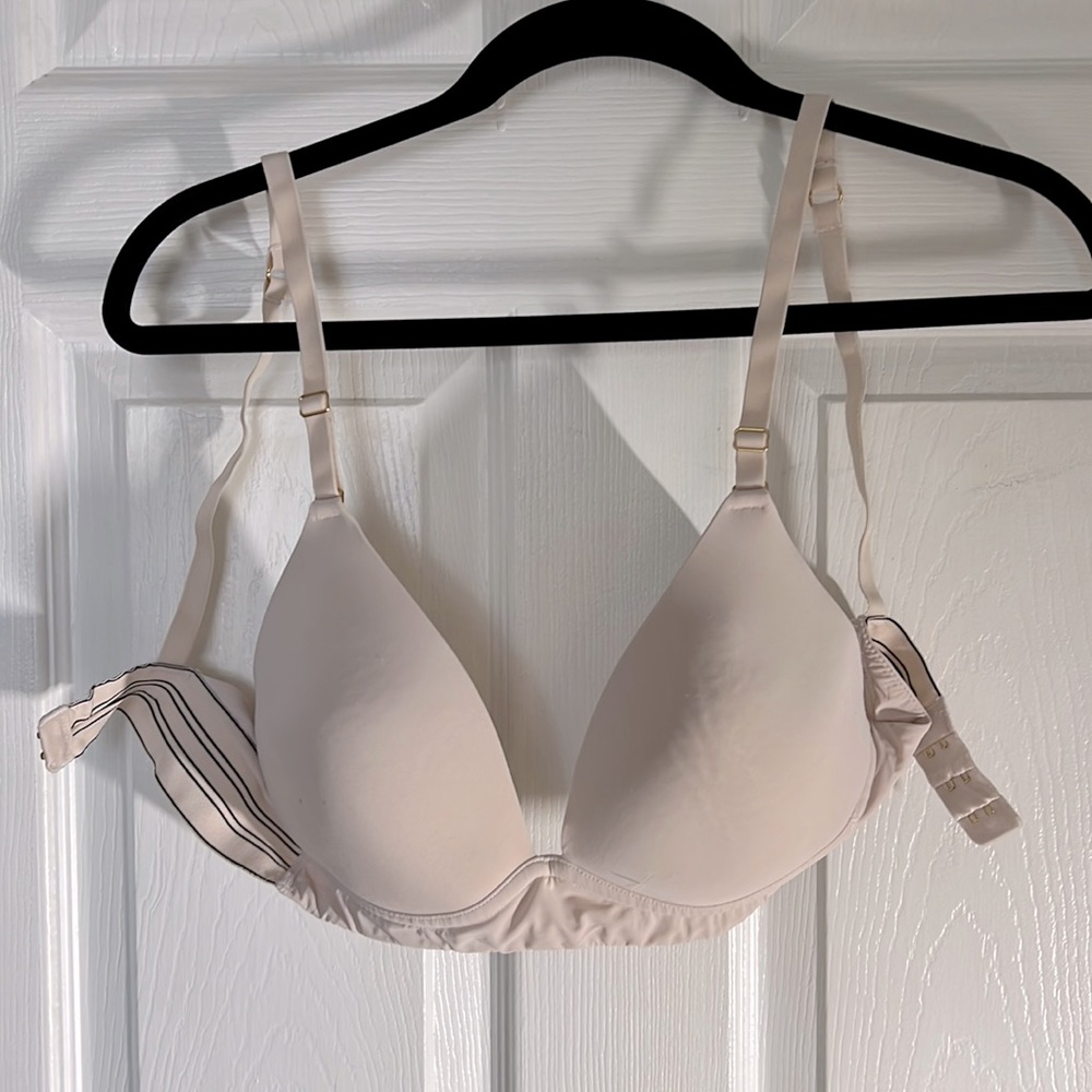 Light pink LIVELY bra 34C